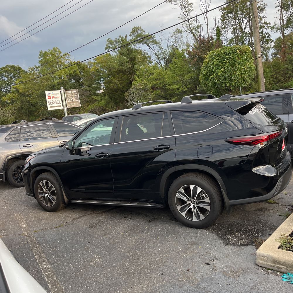 2025 Toyota Highlander XLE