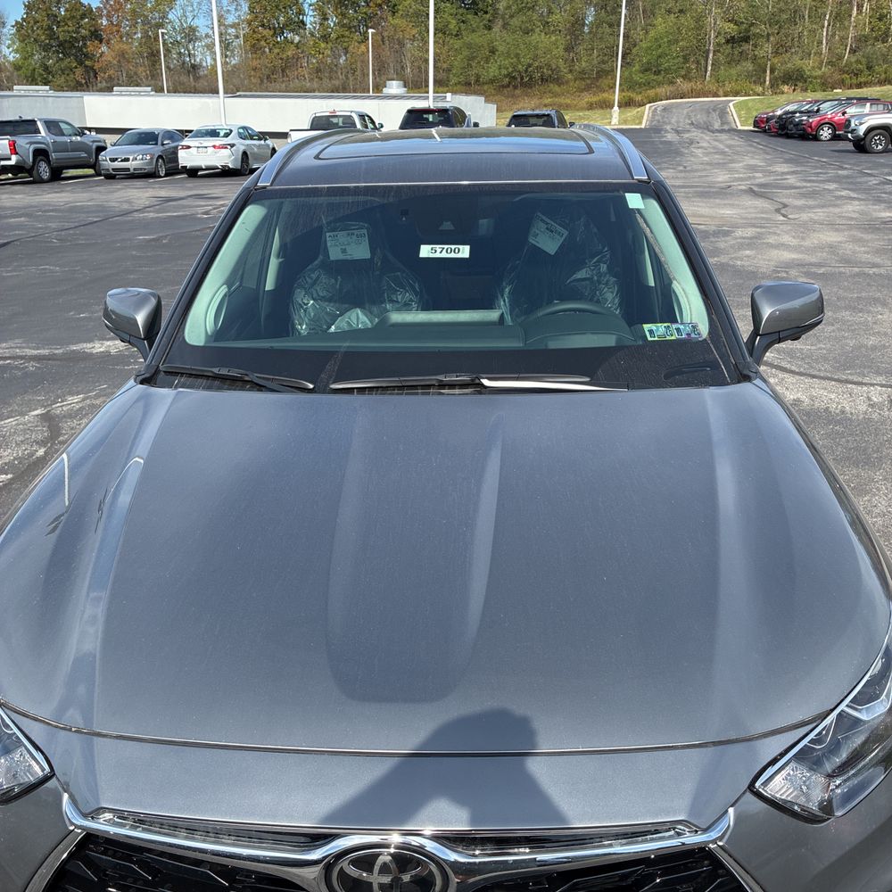 2025 Toyota Highlander Platinum