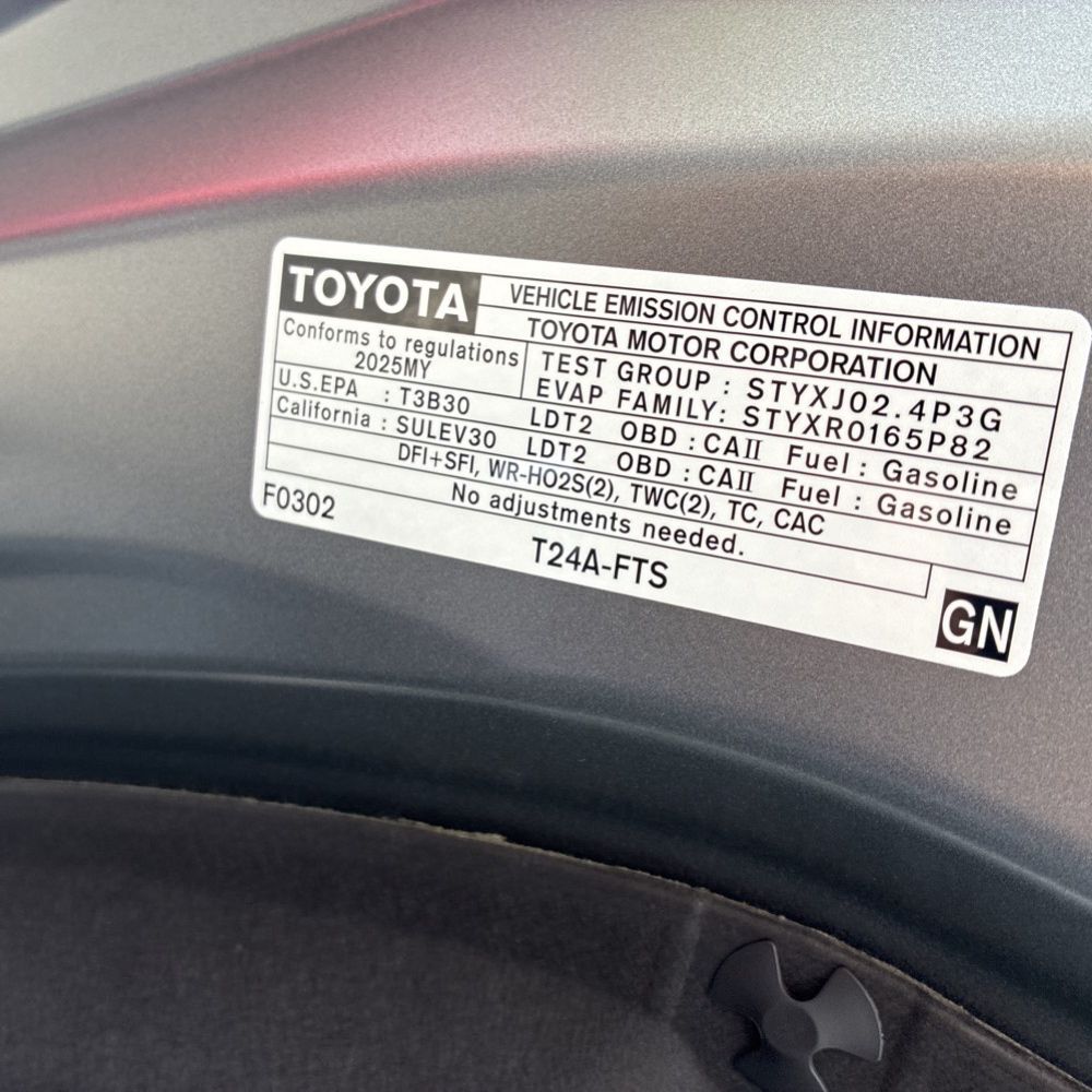 2025 Toyota Highlander Platinum