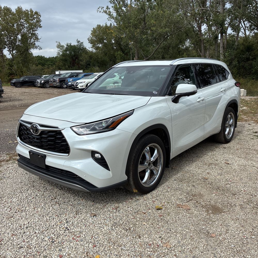 2023 Toyota Highlander Platinum