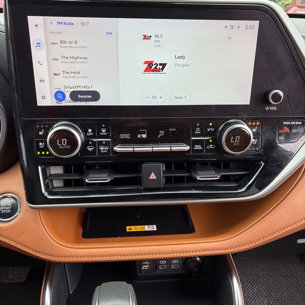 2023 Toyota Highlander Platinum