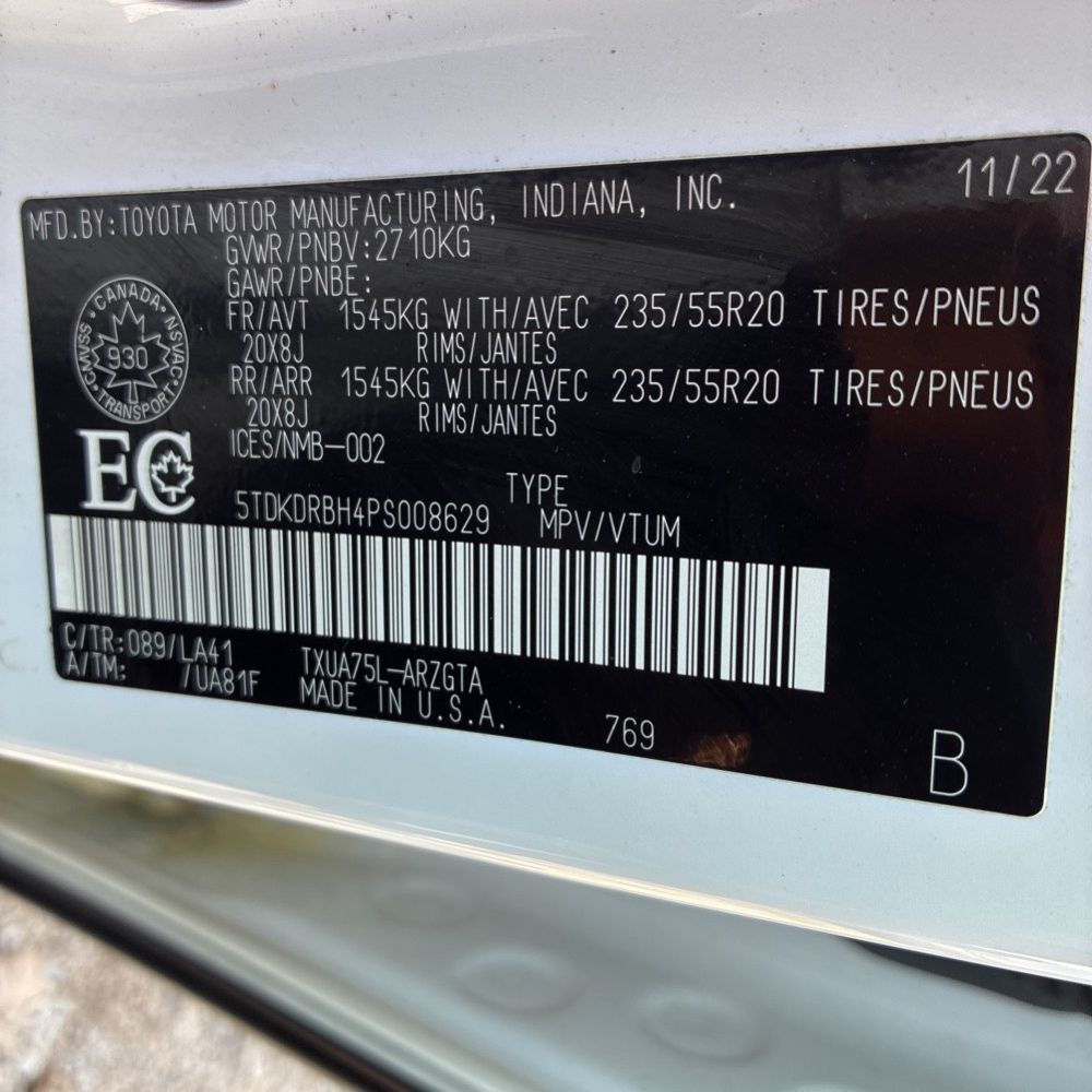 2023 Toyota Highlander Platinum