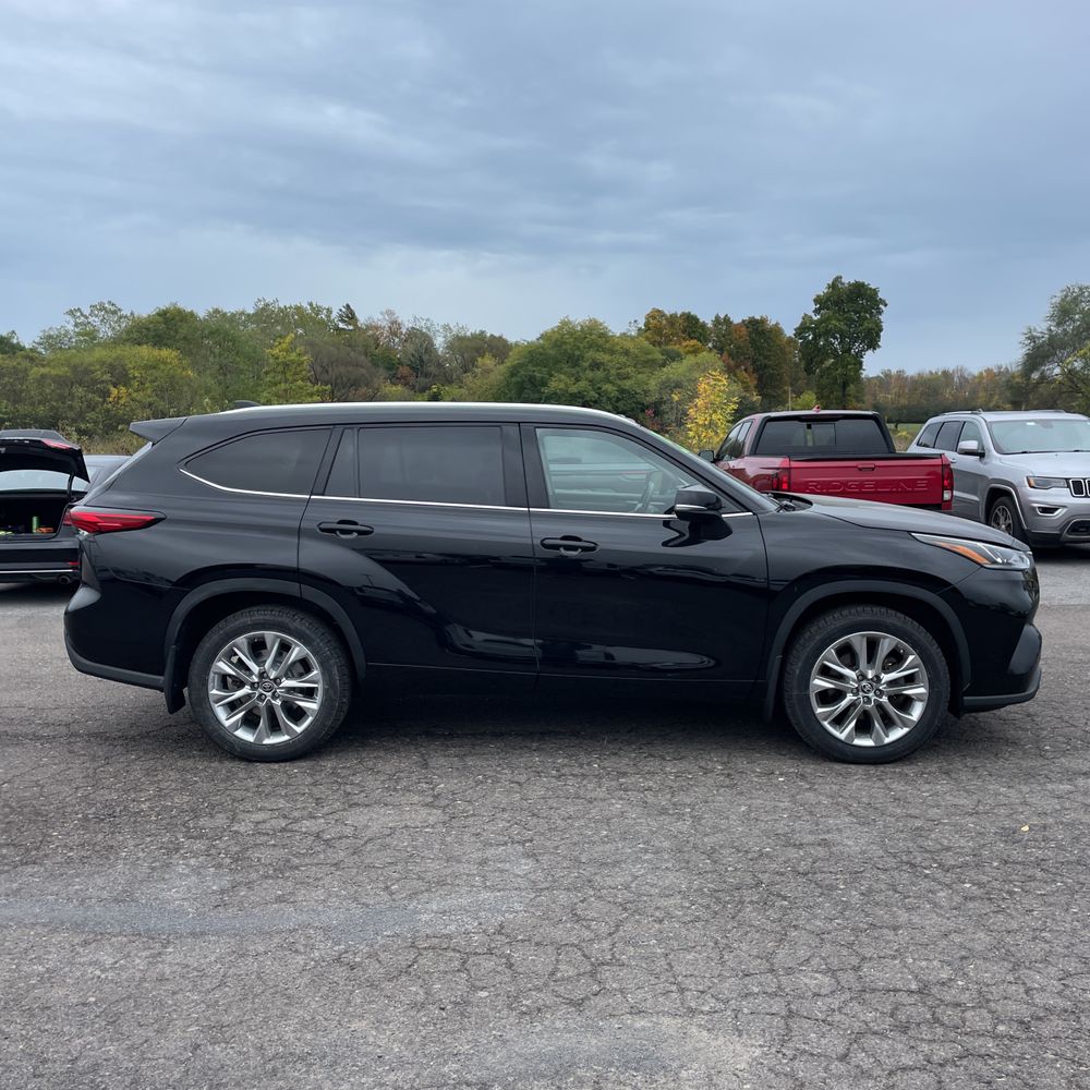 2023 Toyota Highlander Limited
