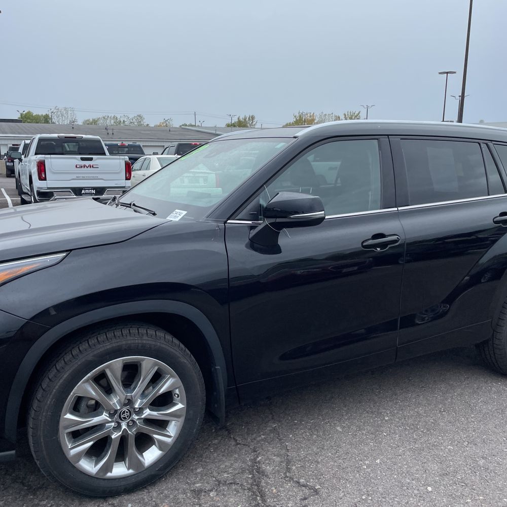 2023 Toyota Highlander Limited