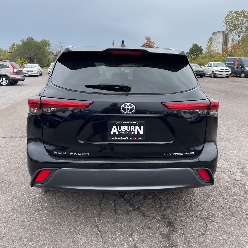 2023 Toyota Highlander Limited