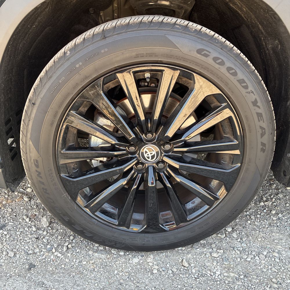 2025 Toyota Highlander XSE