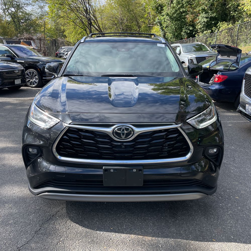 2024 Toyota Highlander Platinum