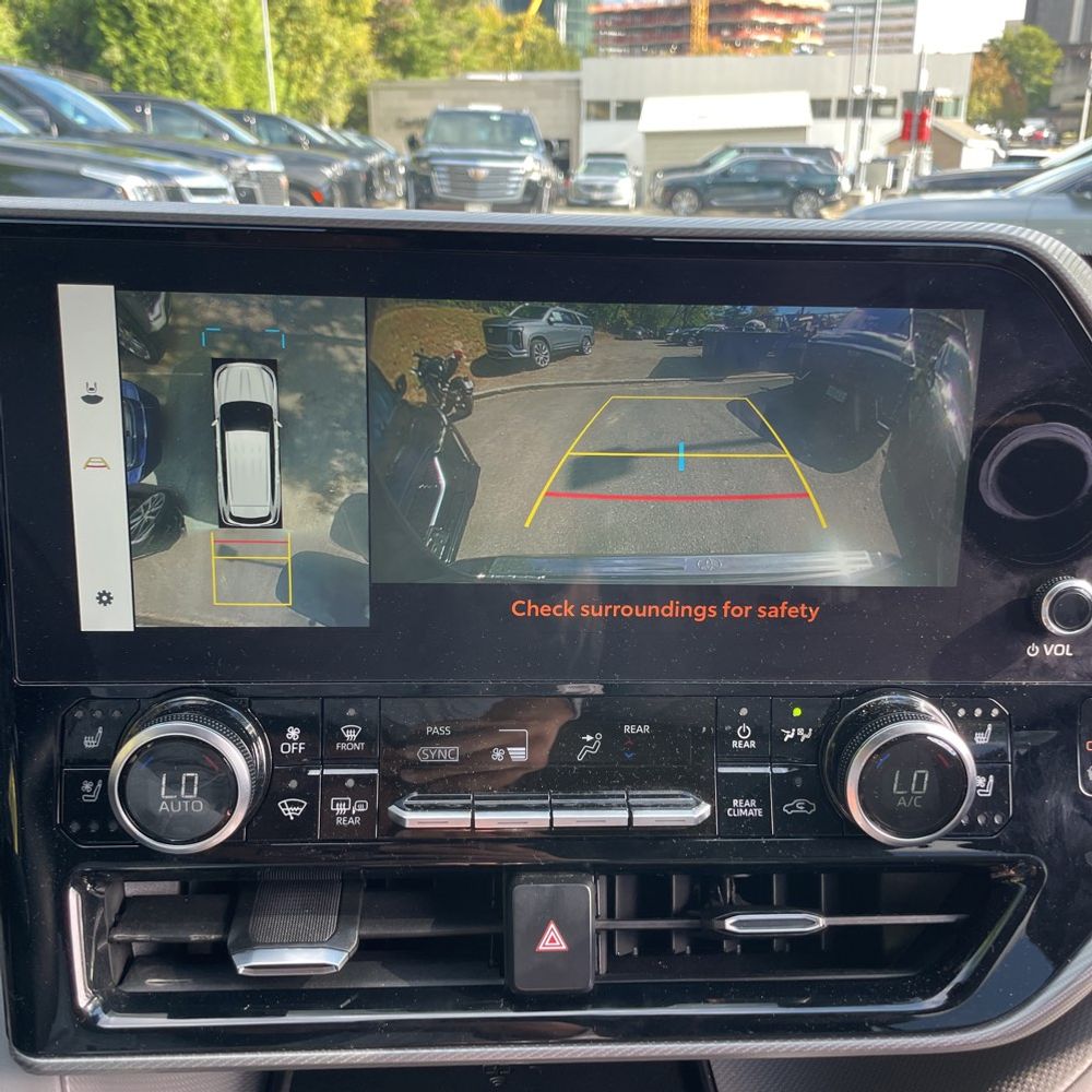 2024 Toyota Highlander Platinum