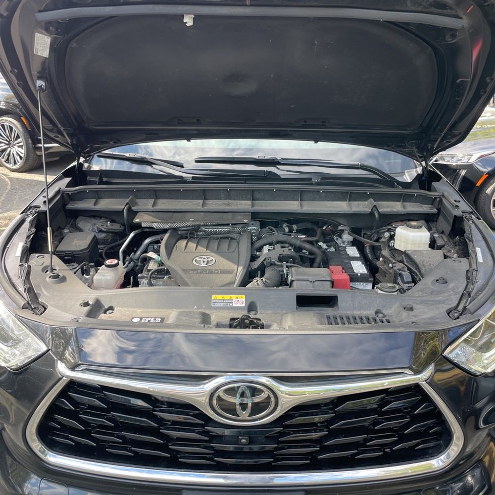 2024 Toyota Highlander Platinum