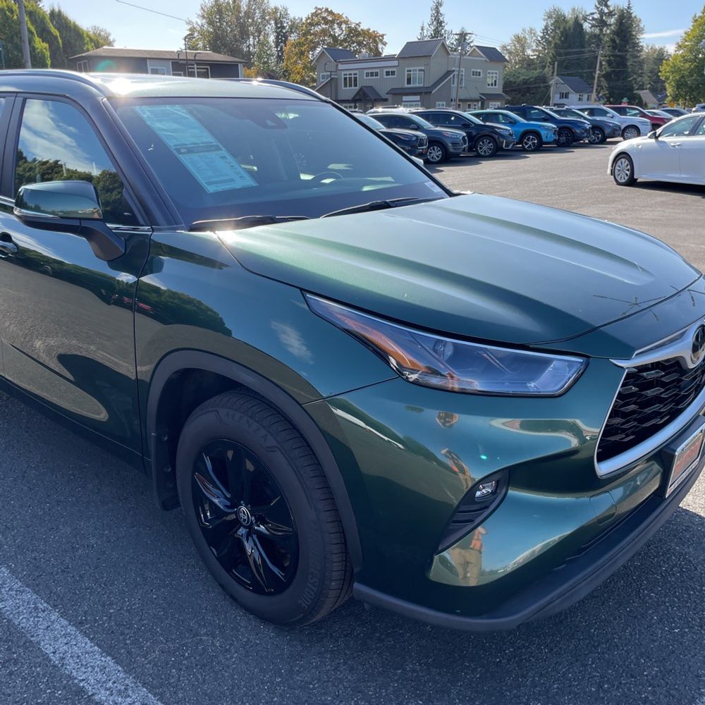 2024 Toyota Highlander XLE