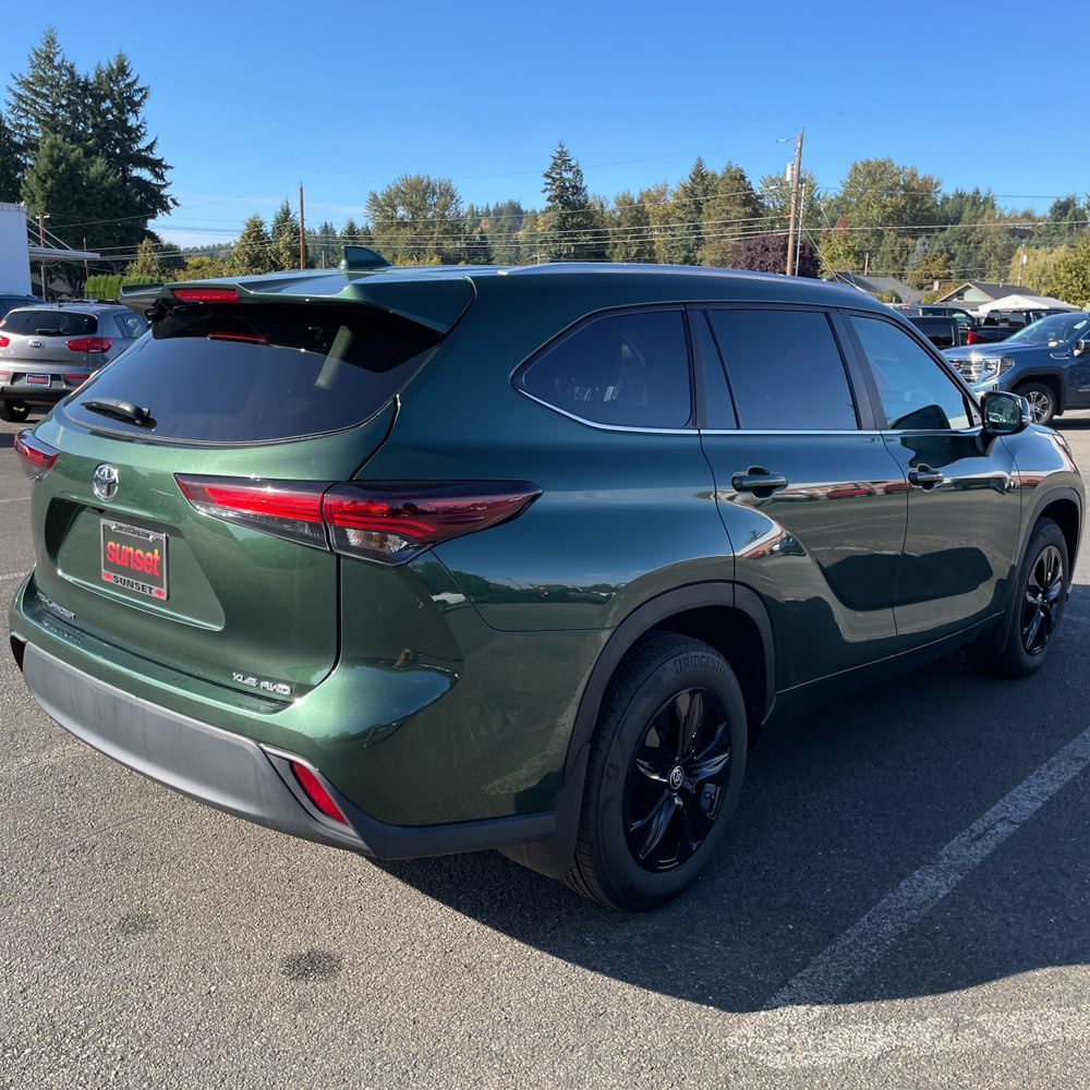 2024 Toyota Highlander XLE