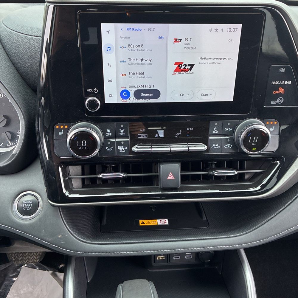 2024 Toyota Highlander XLE