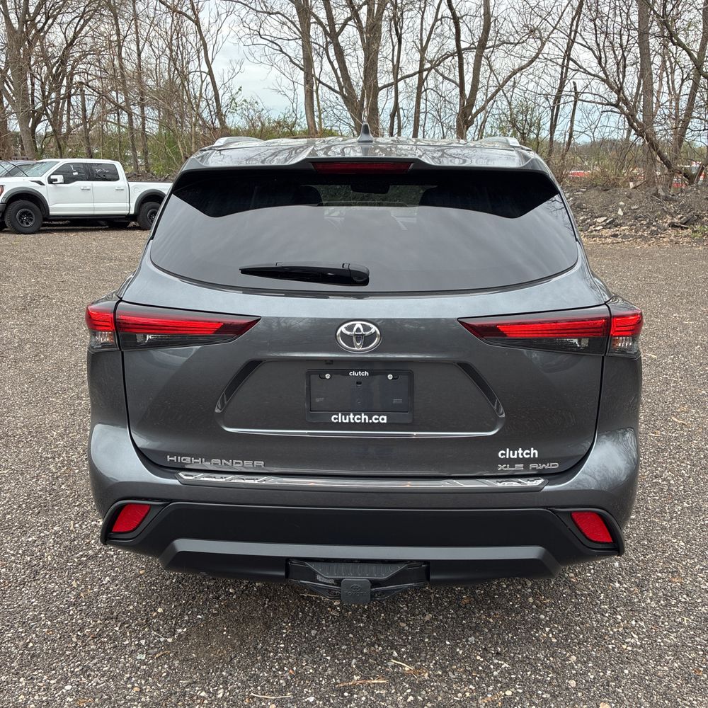 2024 Toyota Highlander XLE