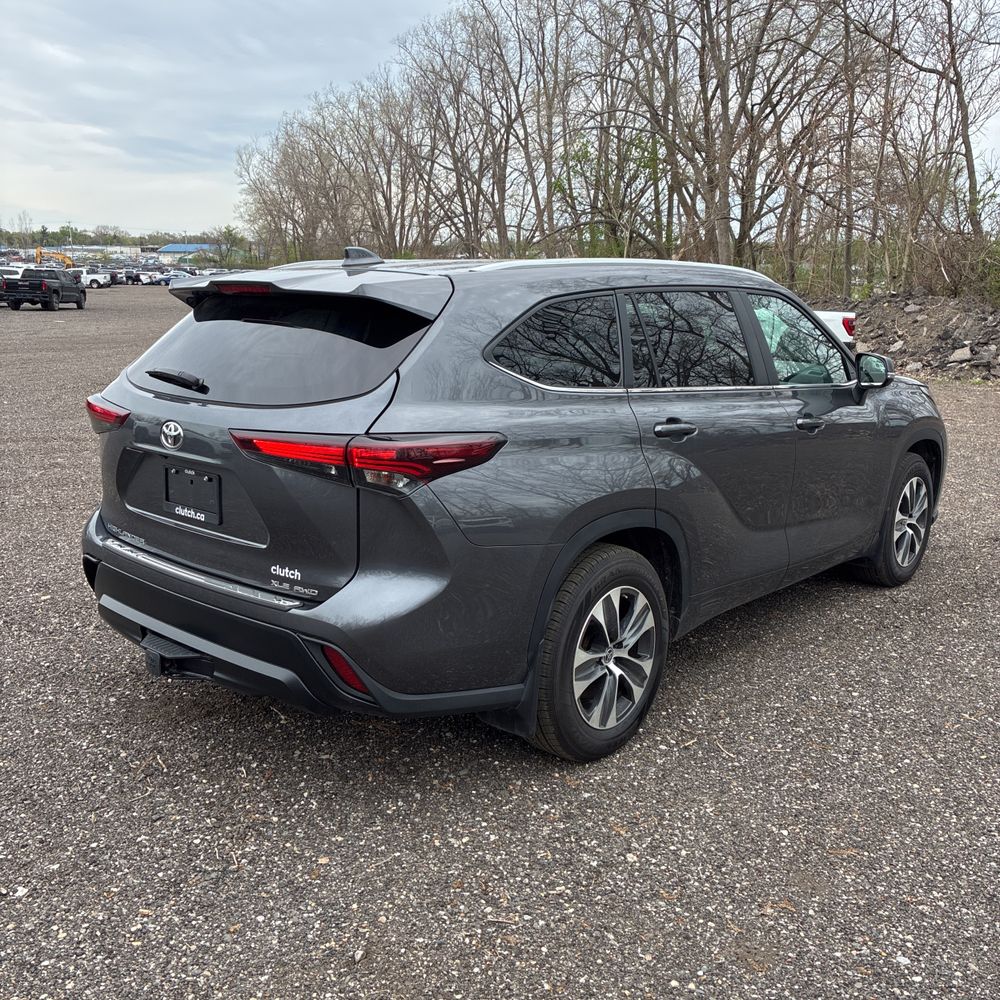 2024 Toyota Highlander XLE