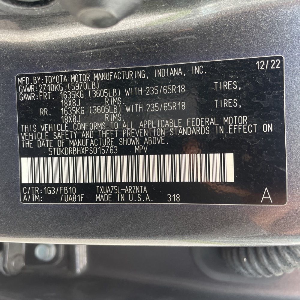2023 Toyota Highlander LE