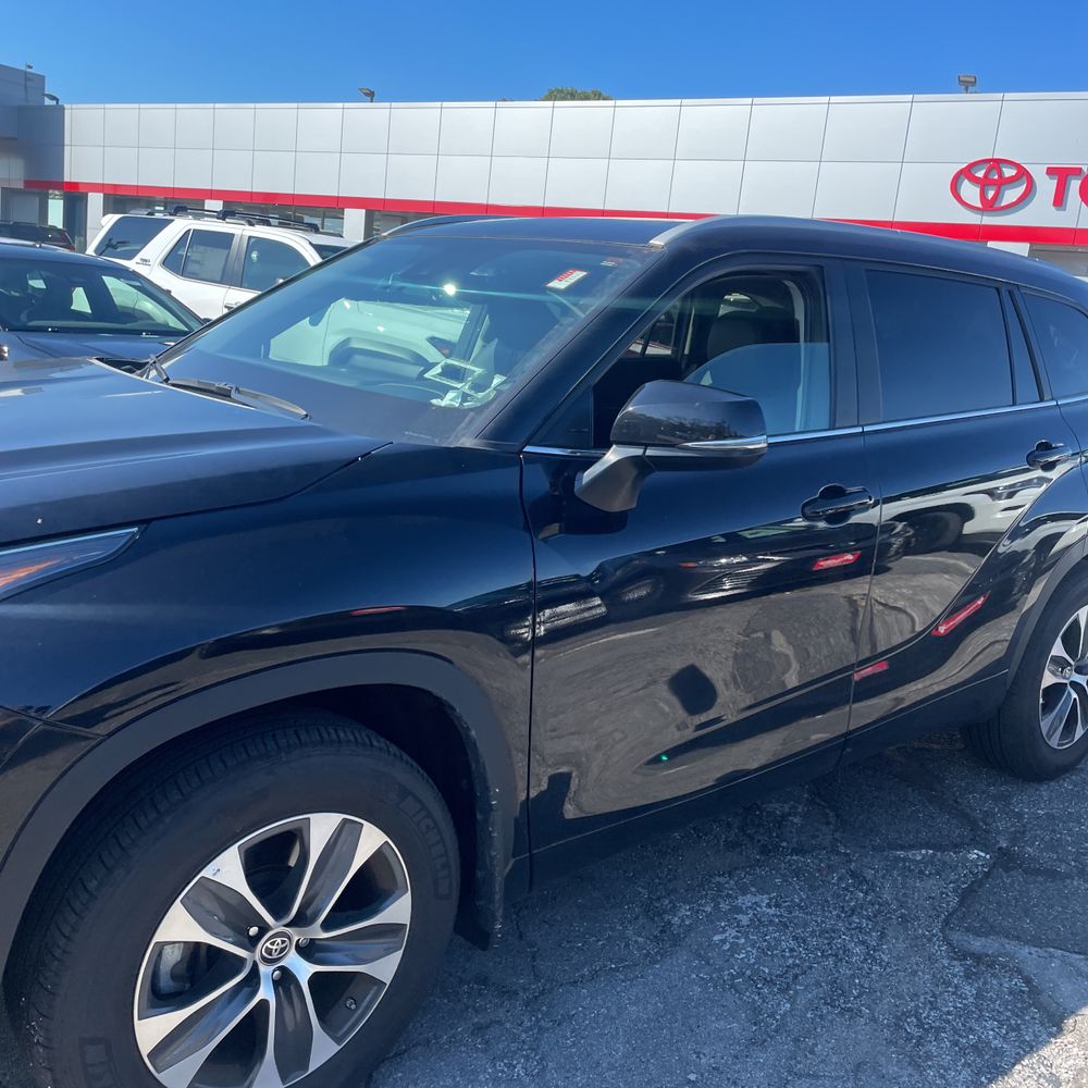 2024 Toyota Highlander XLE