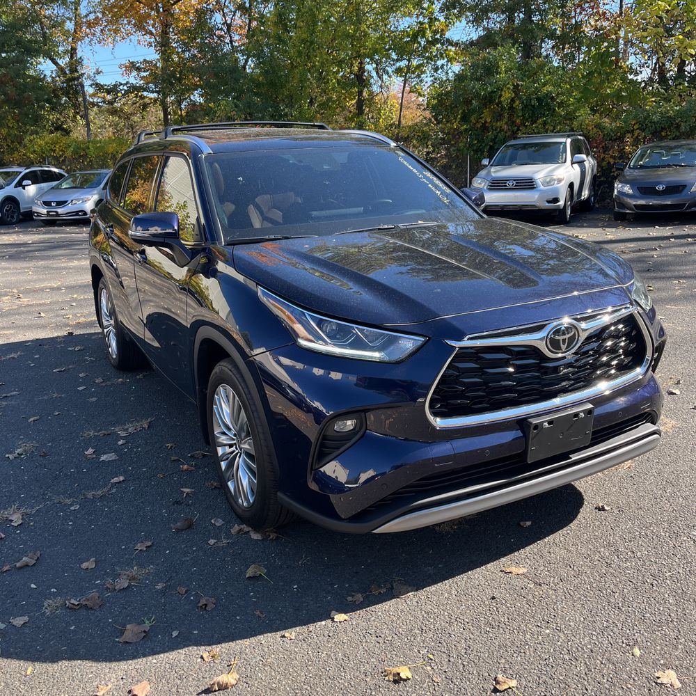 2025 Toyota Highlander Platinum