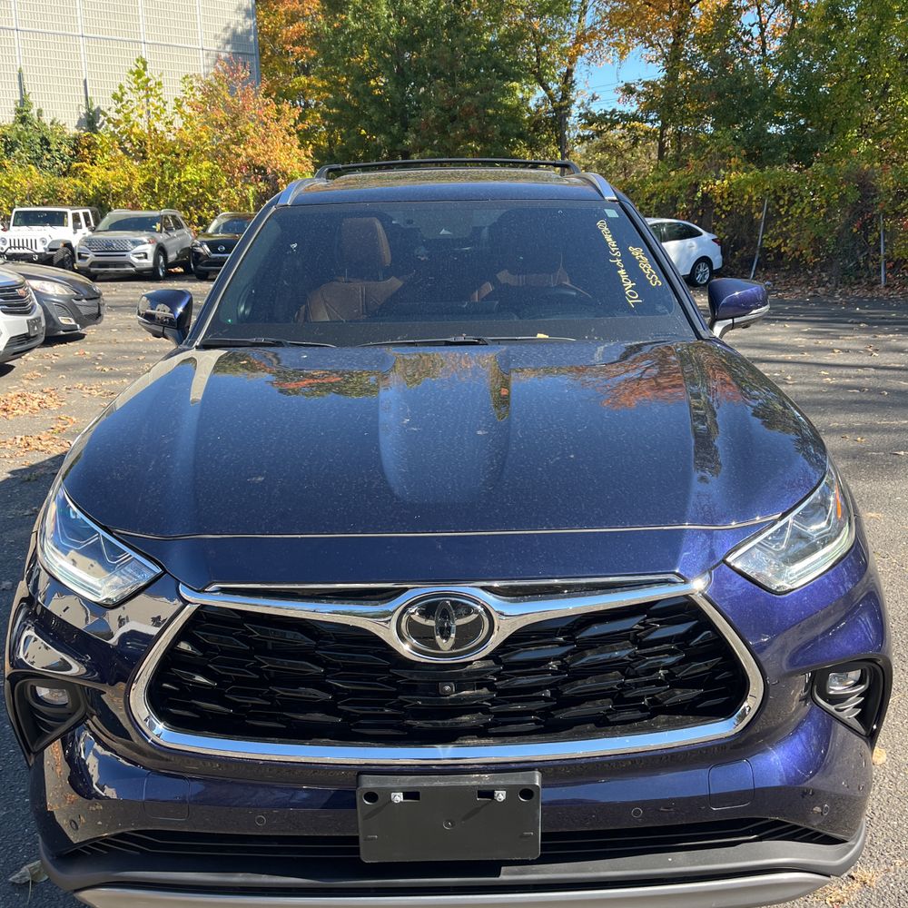 2025 Toyota Highlander Platinum