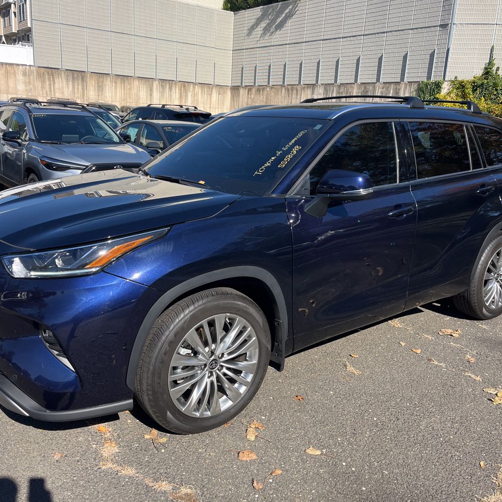 2025 Toyota Highlander Platinum
