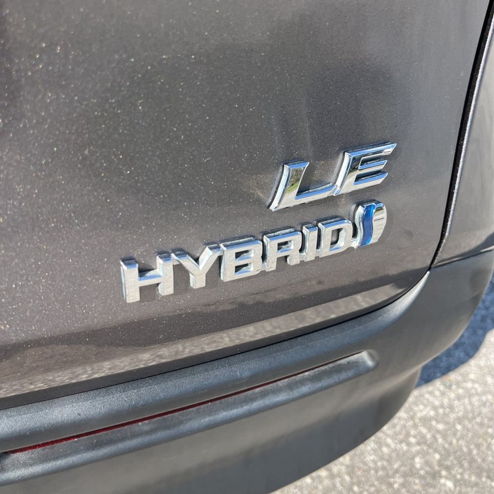 2024 Toyota Sienna Hyb LE