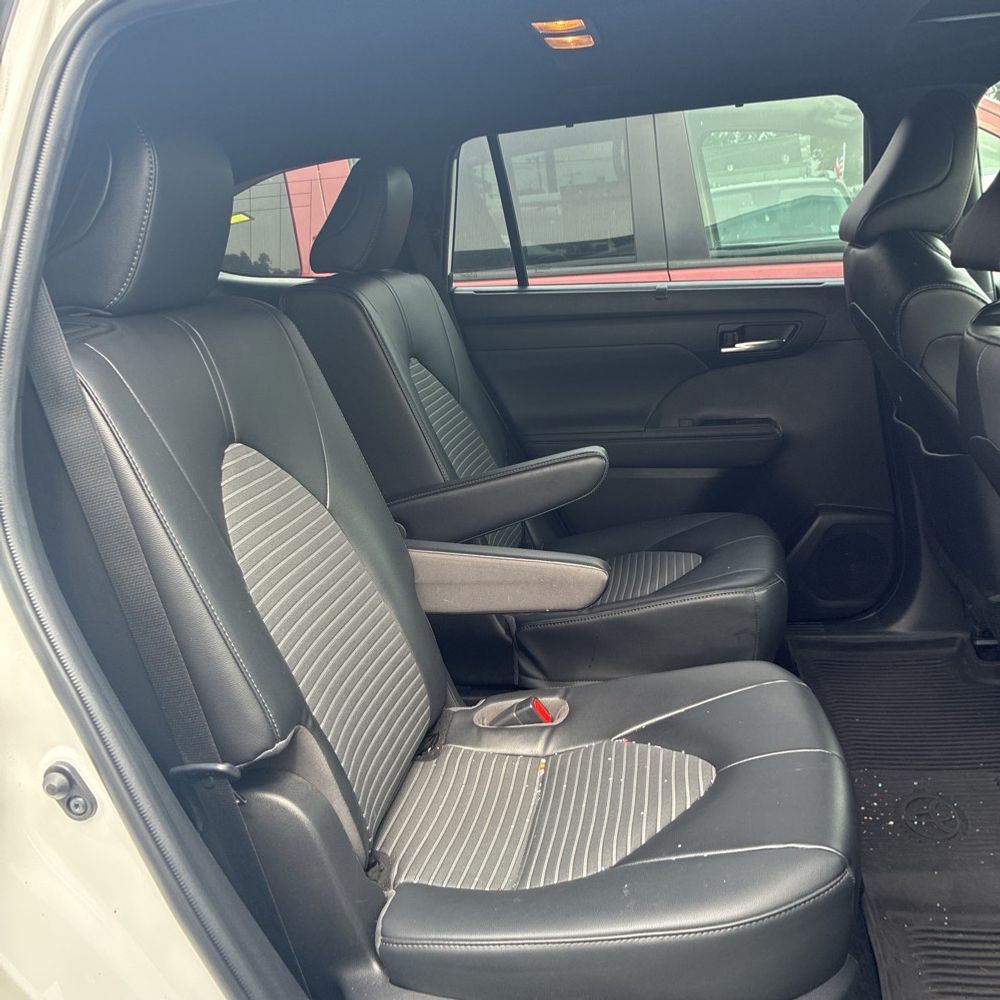 2022 Toyota Highlander XSE