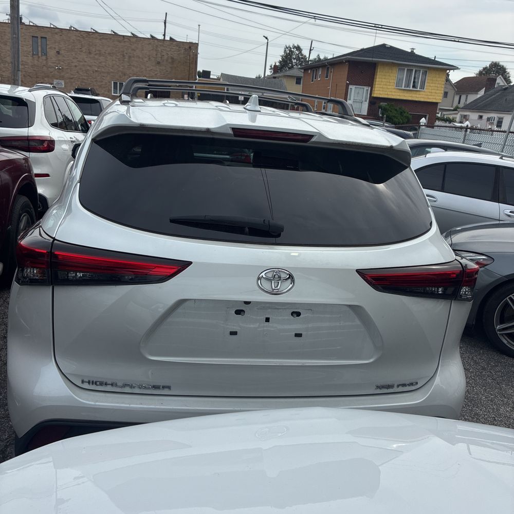 2022 Toyota Highlander XSE
