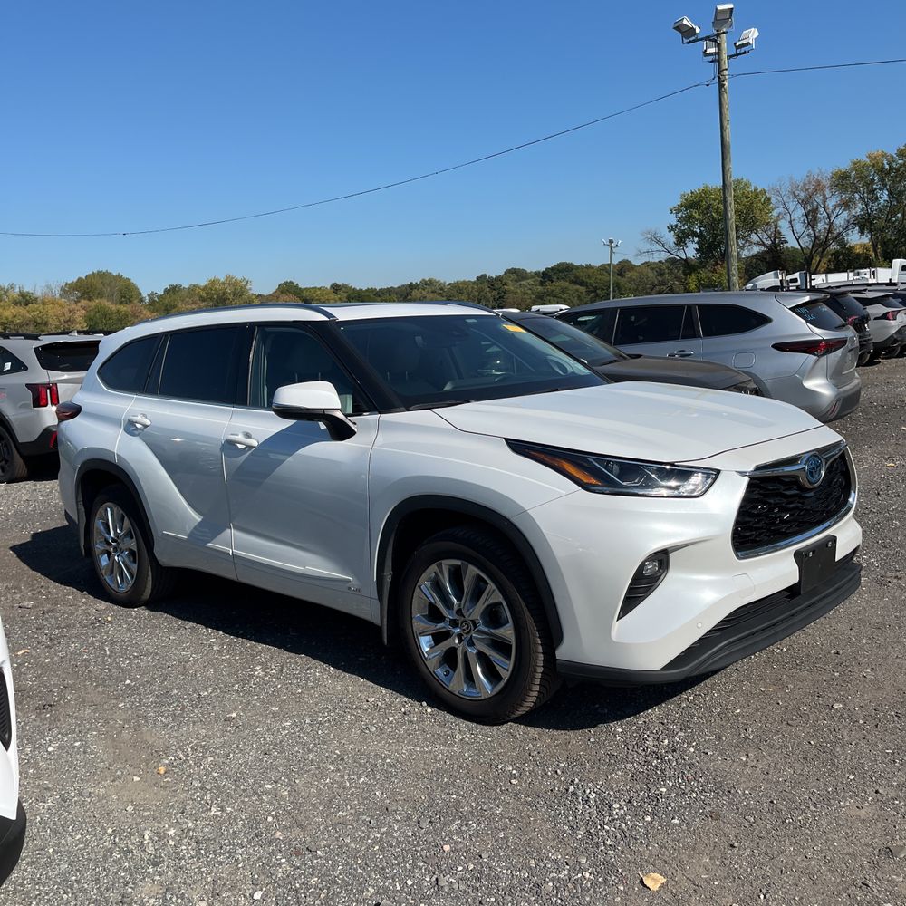 2023 Toyota Highlander Hybrid Limited