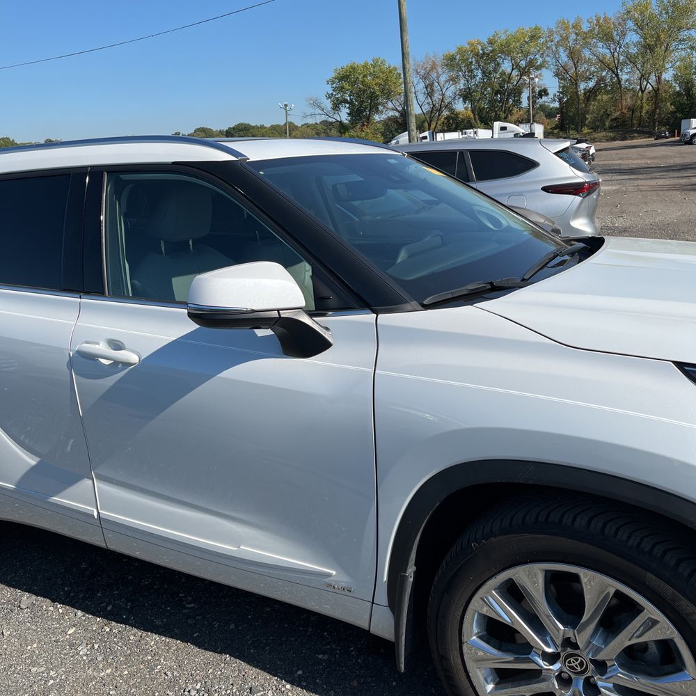 2023 Toyota Highlander Hybrid Limited