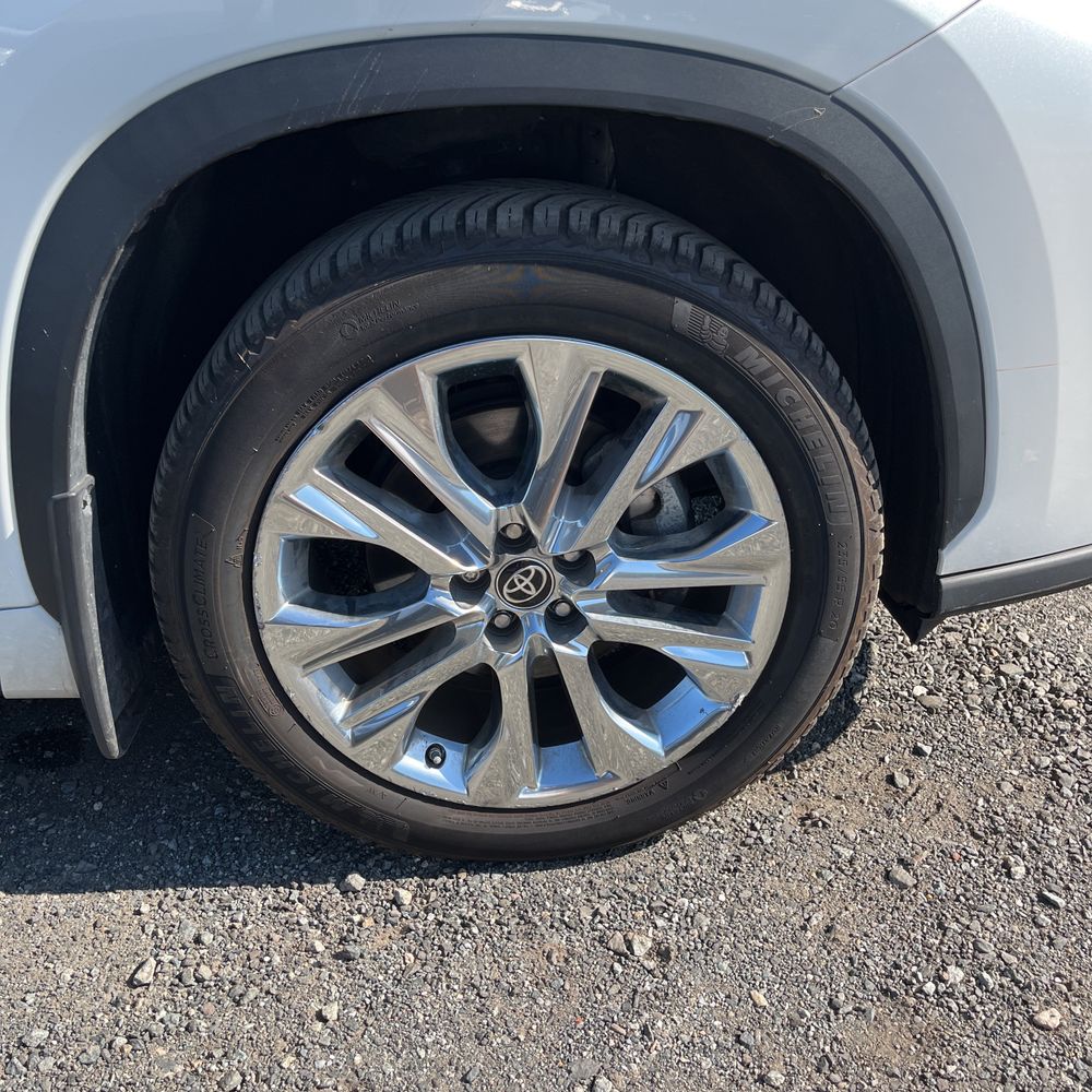 2023 Toyota Highlander Hybrid Limited