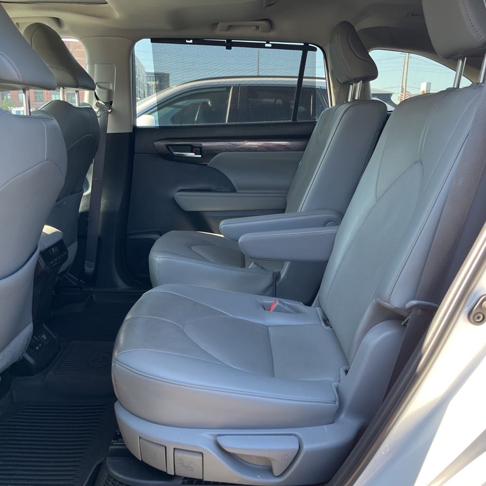 2023 Toyota Highlander Hybrid Limited