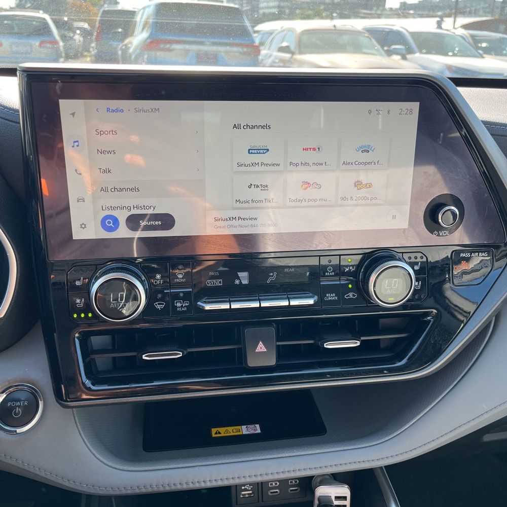 2023 Toyota Highlander Hybrid Limited