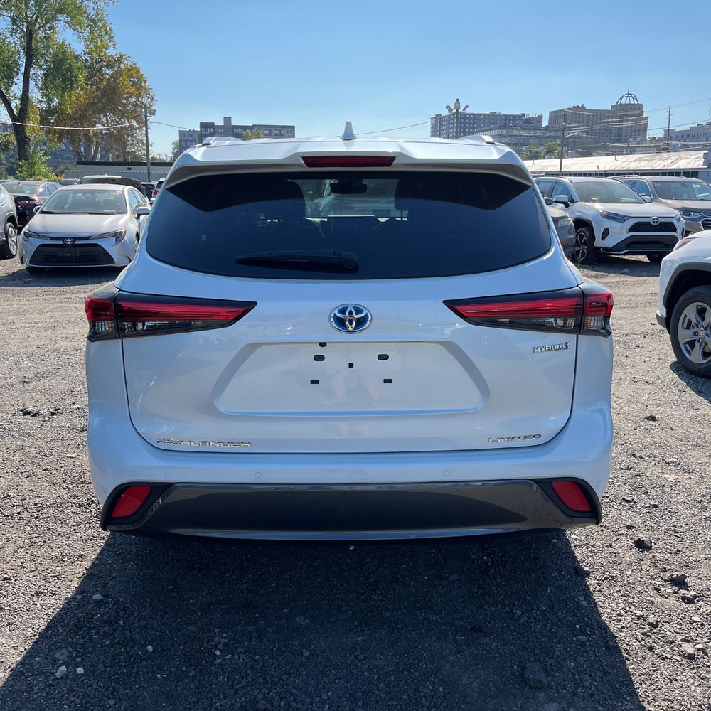 2023 Toyota Highlander Hybrid Limited