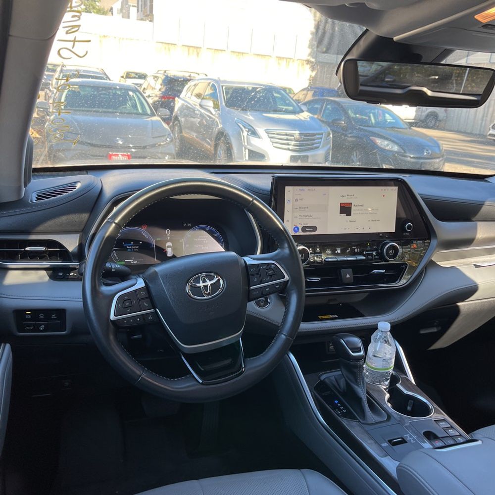 2023 Toyota Highlander Hybrid Limited