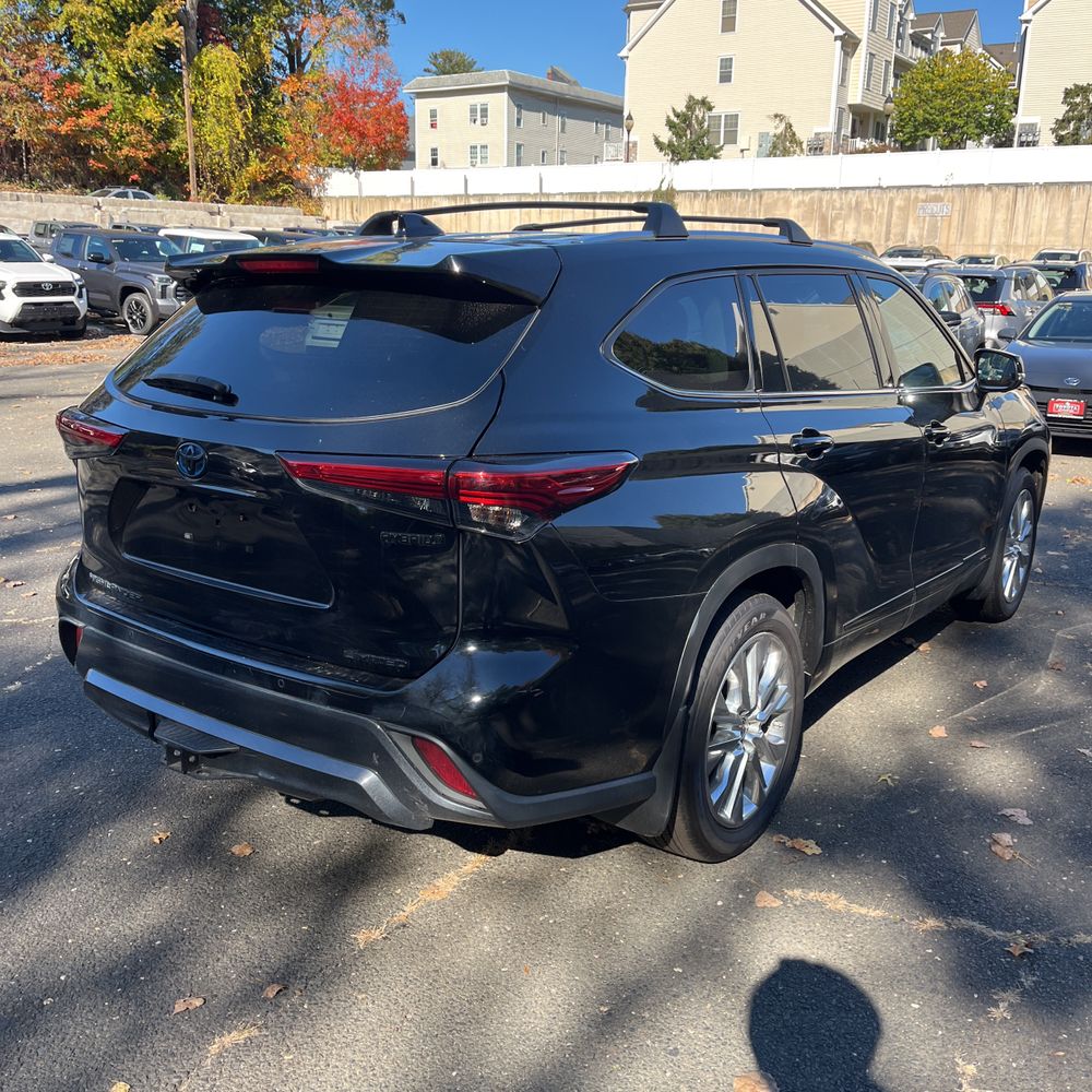2023 Toyota Highlander Hybrid Limited