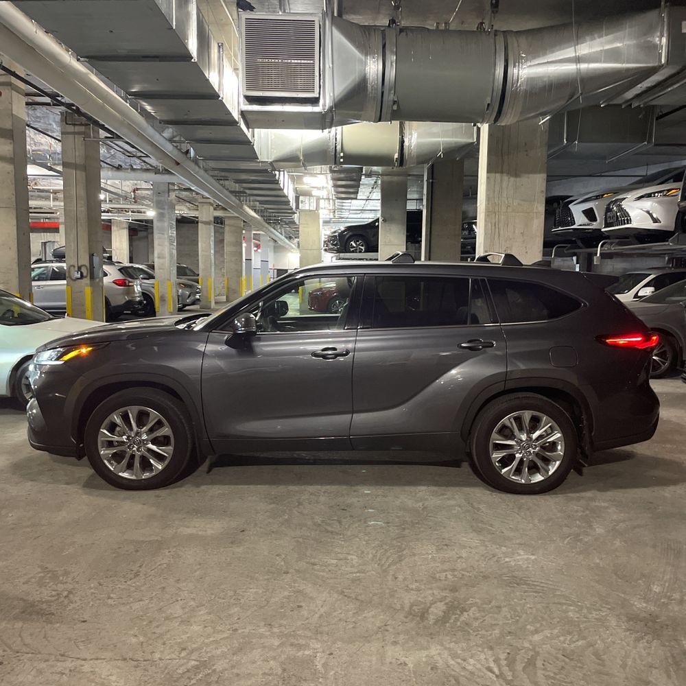 2023 Toyota Highlander Hybrid Limited