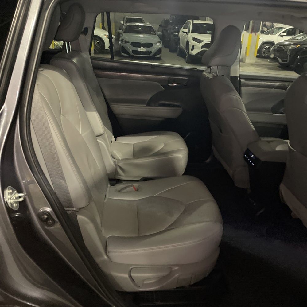 2023 Toyota Highlander Hybrid Limited