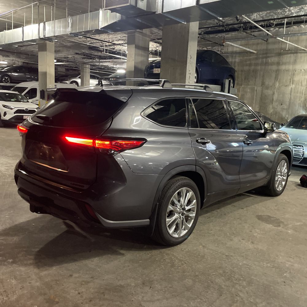 2023 Toyota Highlander Hybrid Limited