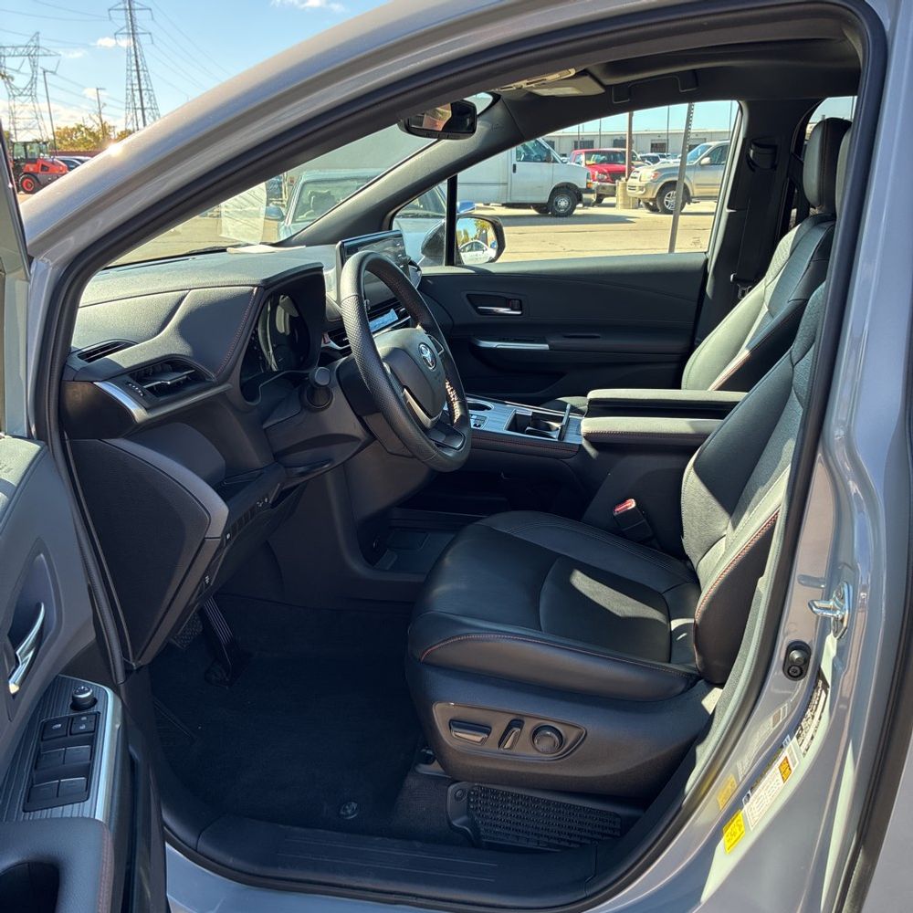 2024 Toyota Sienna XSE 7-Passenger