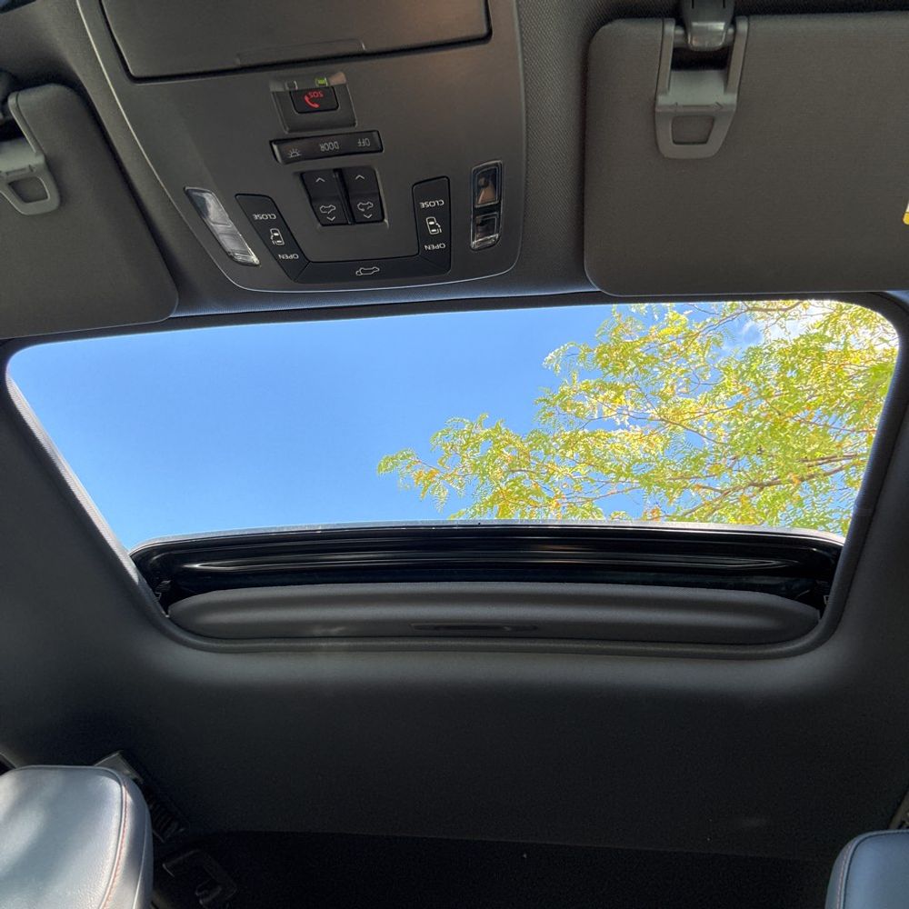 2024 Toyota Sienna XSE 7-Passenger