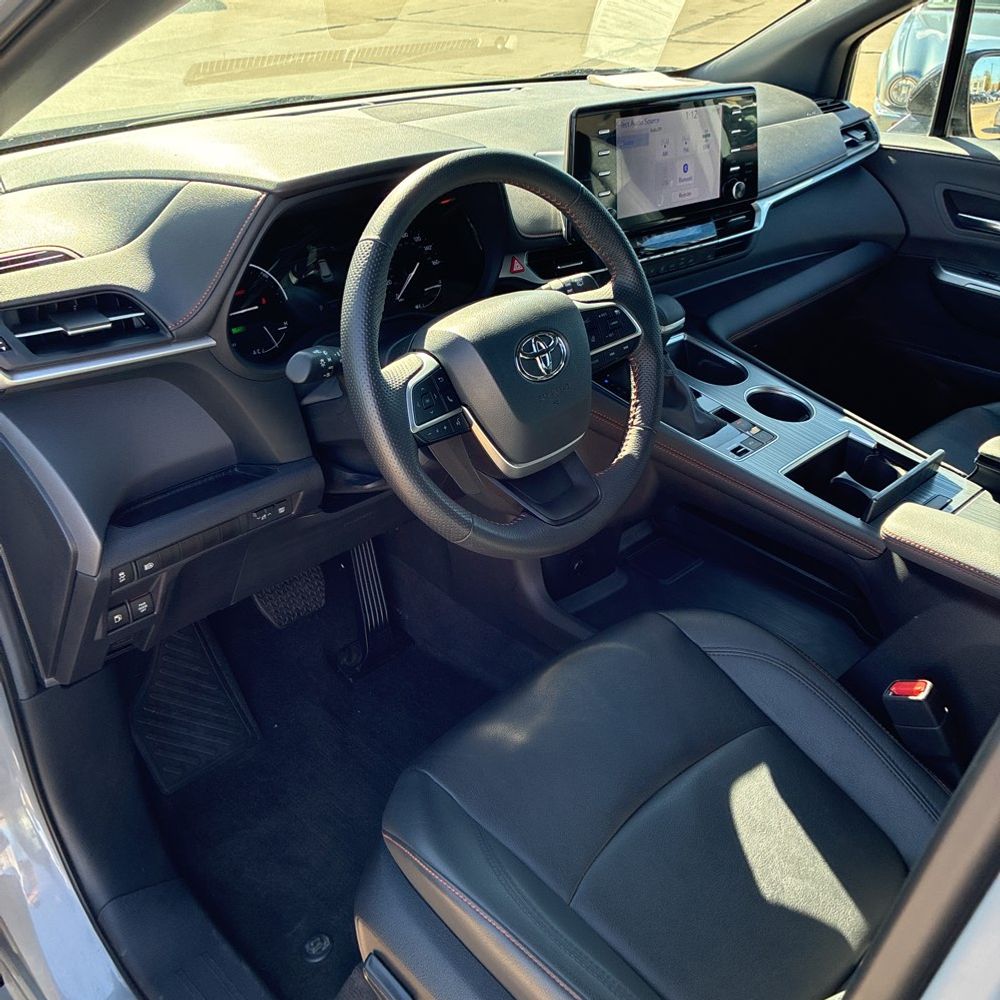 2024 Toyota Sienna XSE 7-Passenger