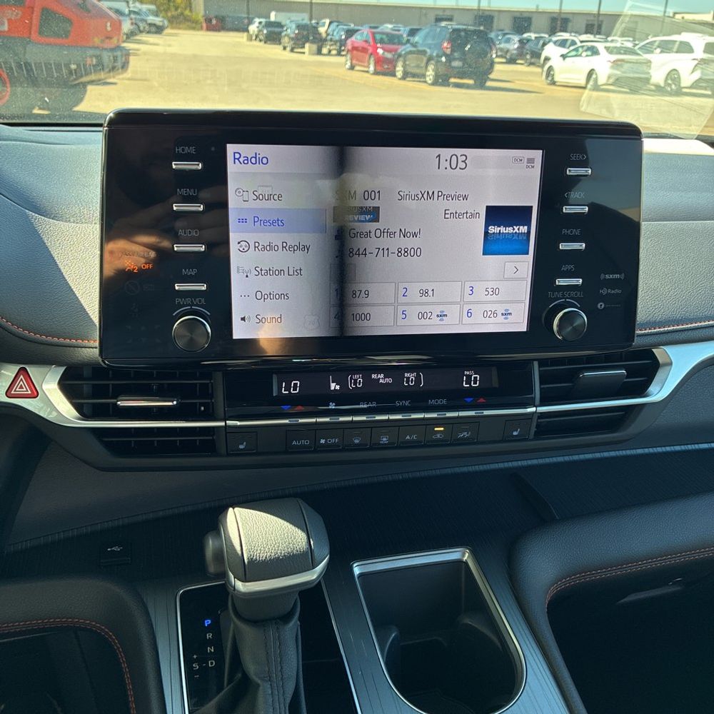 2024 Toyota Sienna XSE 7-Passenger