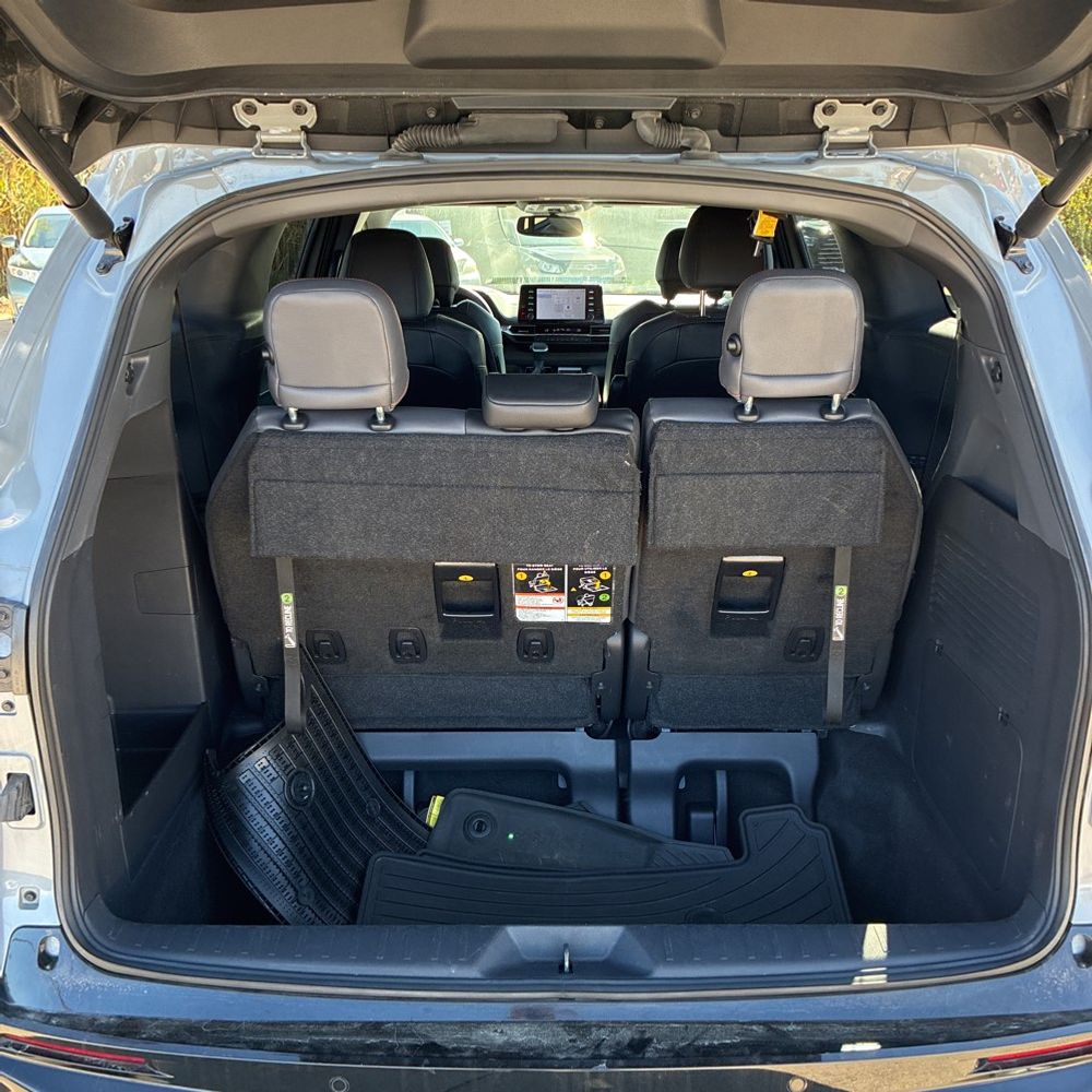 2024 Toyota Sienna XSE 7-Passenger
