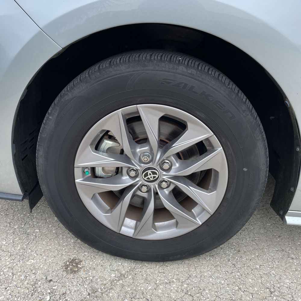 2021 Toyota Sienna XLE 7-Passenger