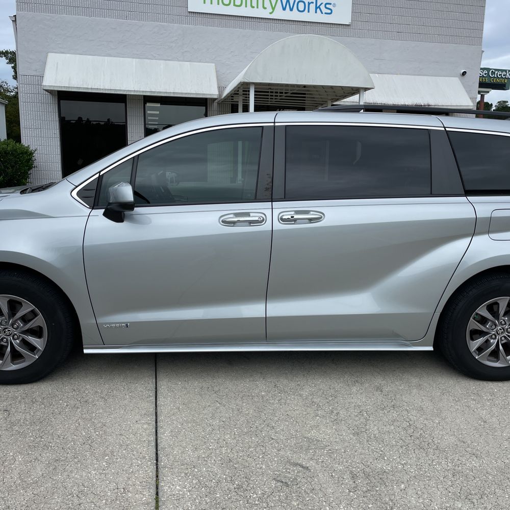 2021 Toyota Sienna XLE 7-Passenger