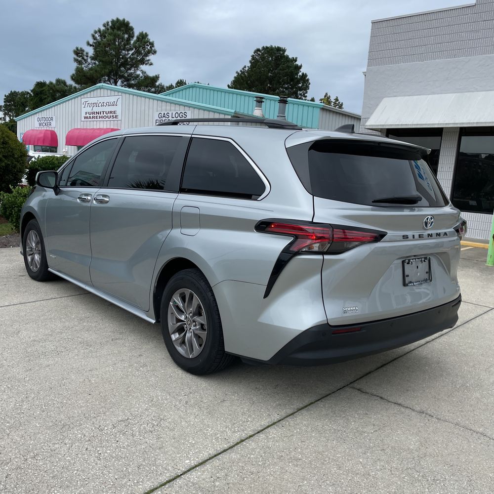 2021 Toyota Sienna XLE 7-Passenger