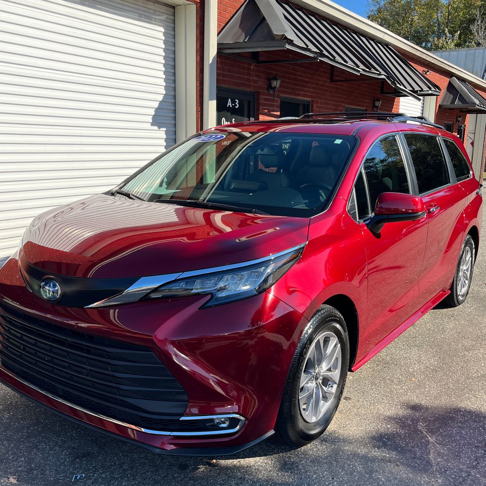 2022 Toyota Sienna XLE 8-Passenger