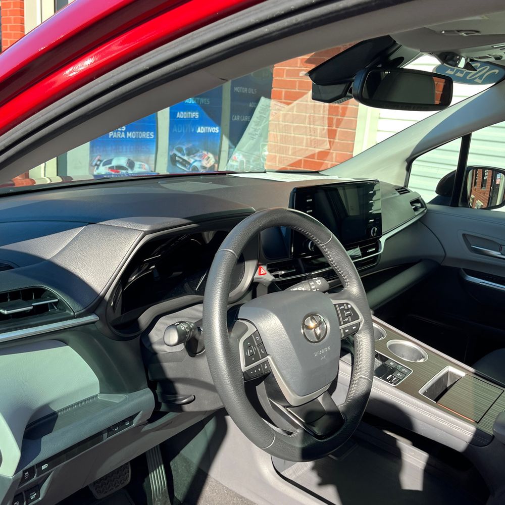 2022 Toyota Sienna XLE 8-Passenger