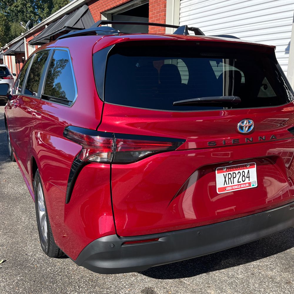 2022 Toyota Sienna XLE 8-Passenger