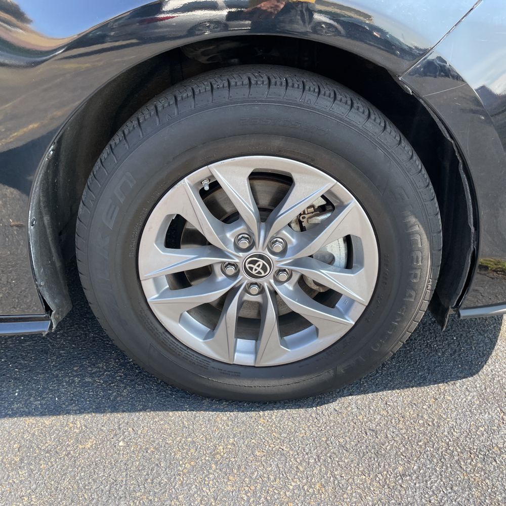 2022 Toyota Sienna XLE 7-Passenger