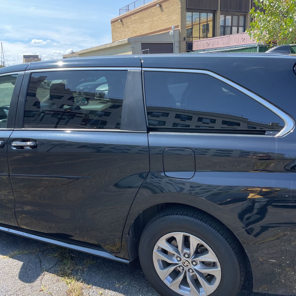 2022 Toyota Sienna XLE 7-Passenger